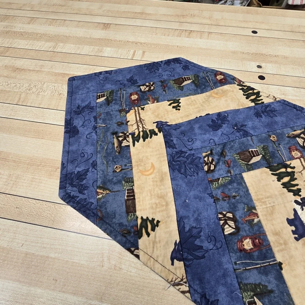 Vintage Handmade Quilted Table Runner Lodge Fishing Cabin‎ Moose Blue 11.5